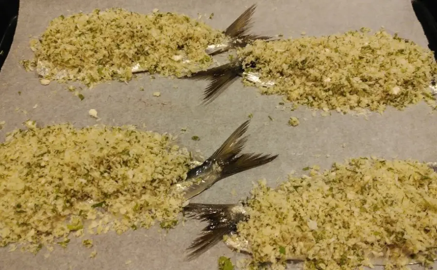 パン粉をまぶす